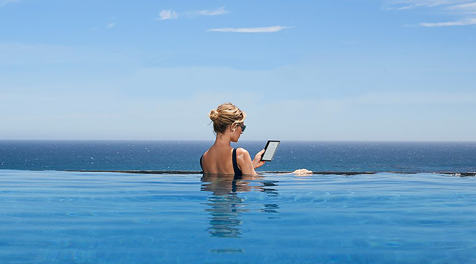 Amazon Oasis: the New Waterproof Kindle is Here