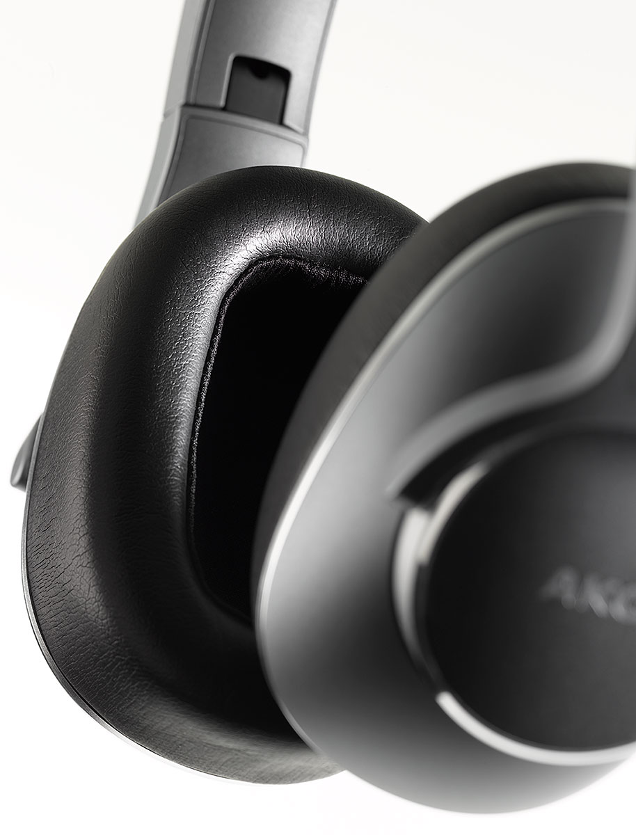 AKG 700NC Review