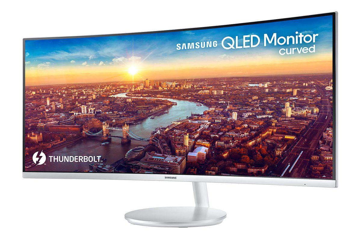 Samsung Unveils First Thunderbolt 3 QLED Curved Monitor
